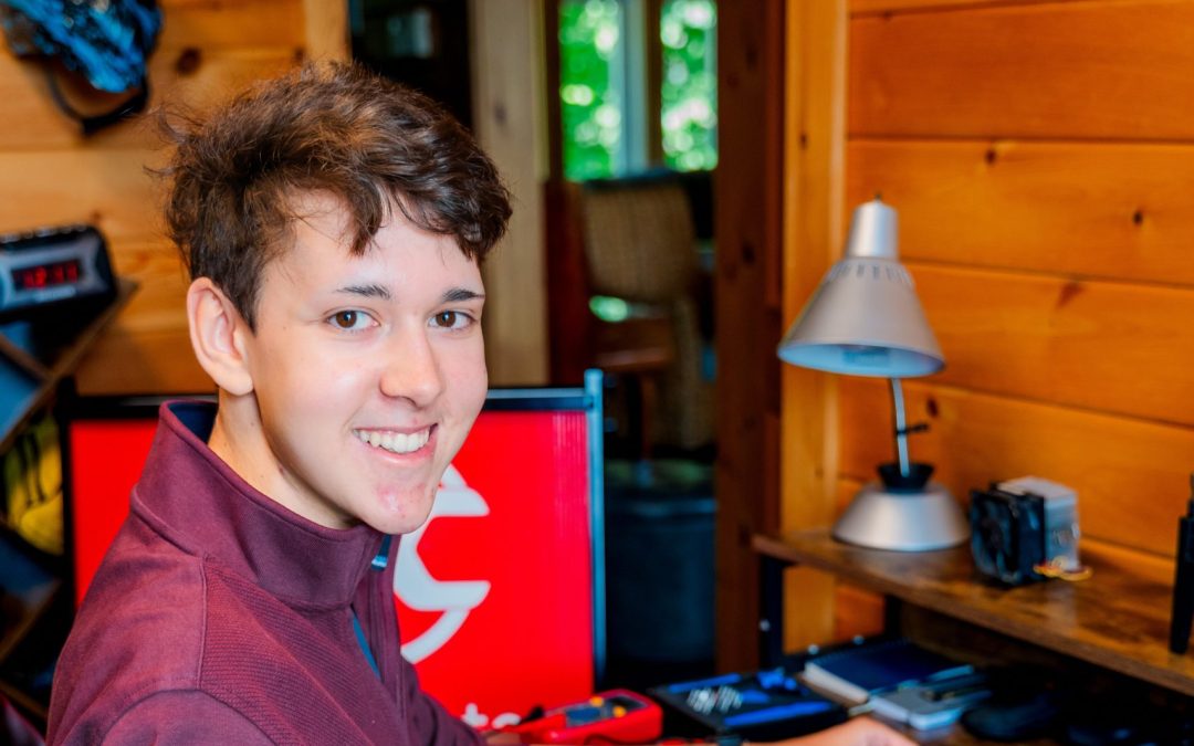 A Bit of Bytes: Owen Long’s Tech Fix for the Community
